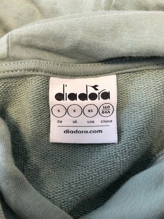 Felpa Diadora verde oliva con cappuccio