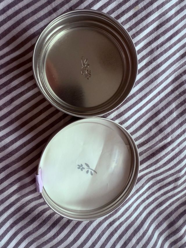 Envases metálicos vacíos