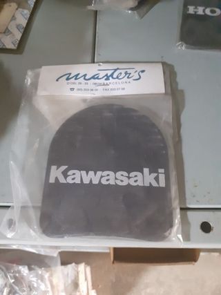KAWASAKI PROTECTOR DEPÓSITO VINTAGE