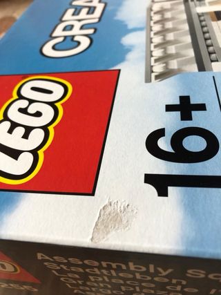 Lego 10255 Creator Expert Assembly square