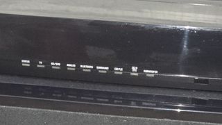 Barra Sonido Yamaha con Subwoofer inalámbrico