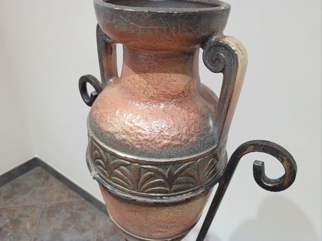 Jarrón Ánfora Cerámica con Soporte