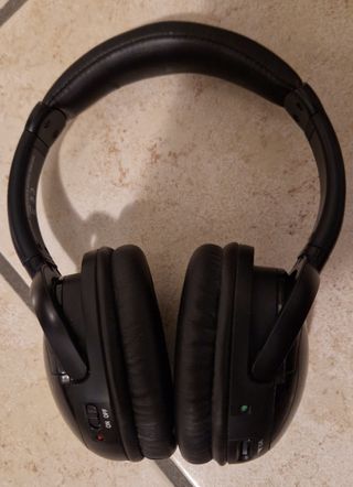 Cuffie Wireless con Base Ricarica