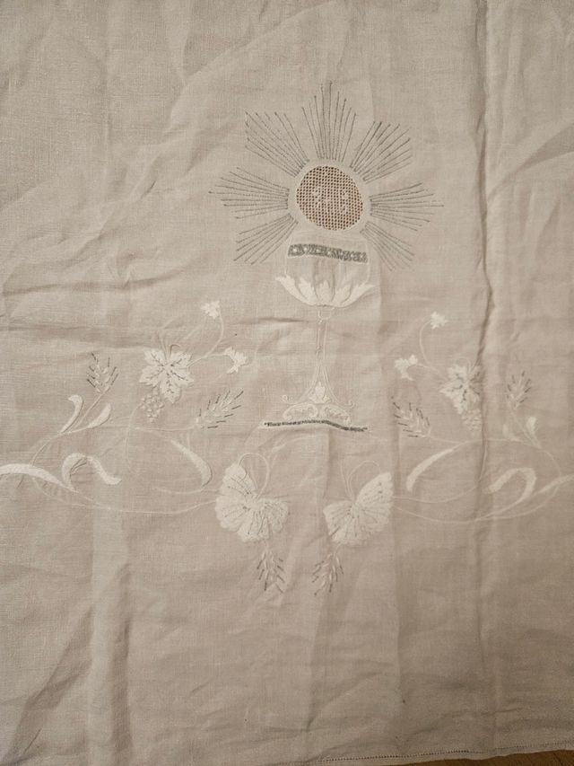 Humeral. Paño comunión: bordado hilo paño hombros.