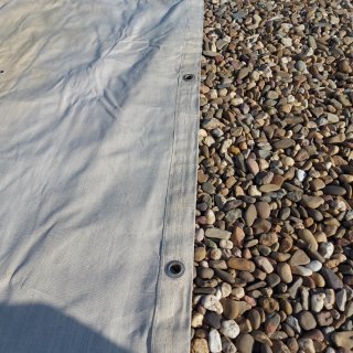 Toldo beige de tela