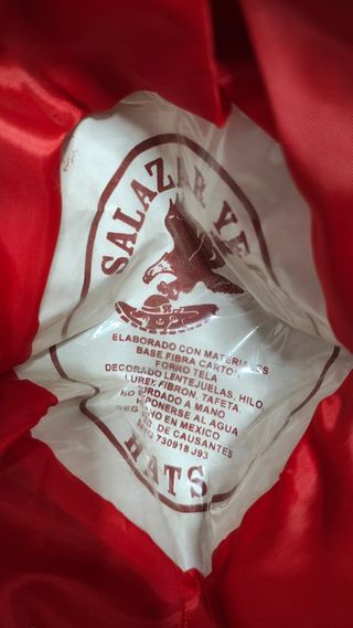 Sombrero Mexicano Rojo Salazar Yepez