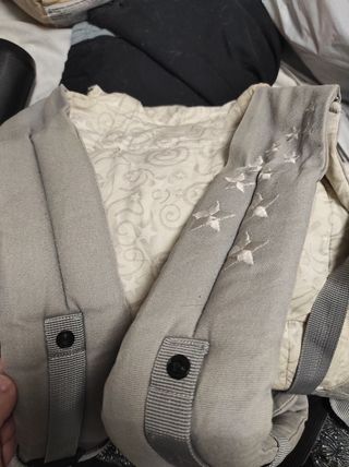 Mochila Ergobaby portabebés con reductor. 