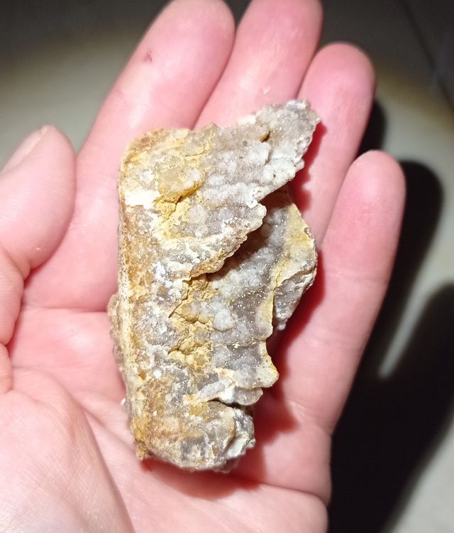 Calcedonio brillante 45 grammi.