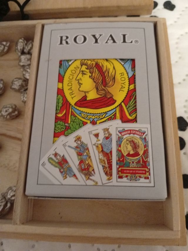 Baraja Española Royal + 20 Chapas