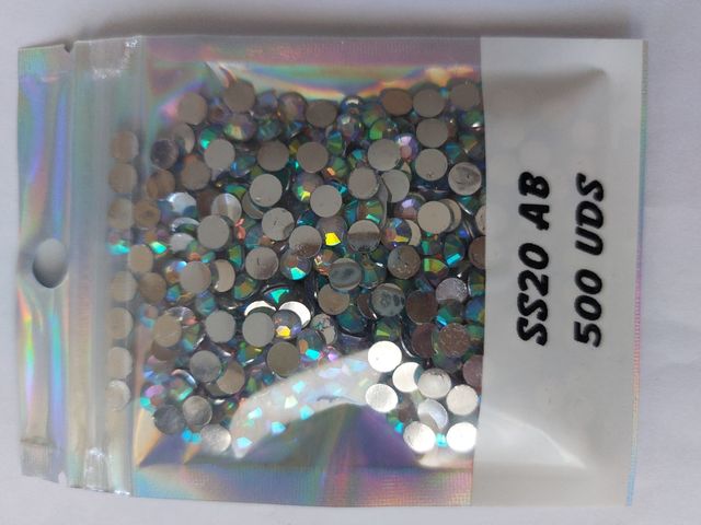 Strass SS20