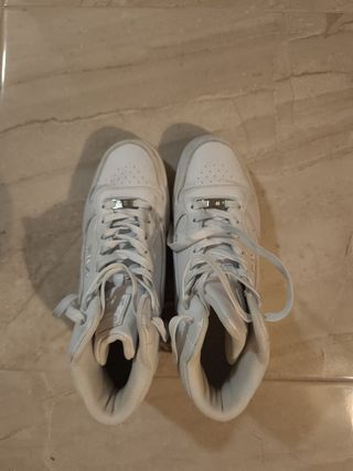 Zapatillas Fila blancas altas