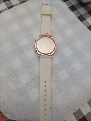 Reloj GENEVA blanco y dorado