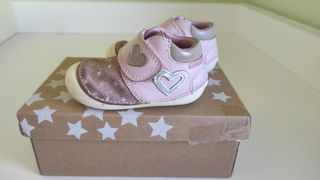 Botas rosas respetuosas talla 21
