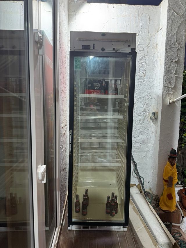 Nevera expositora usada