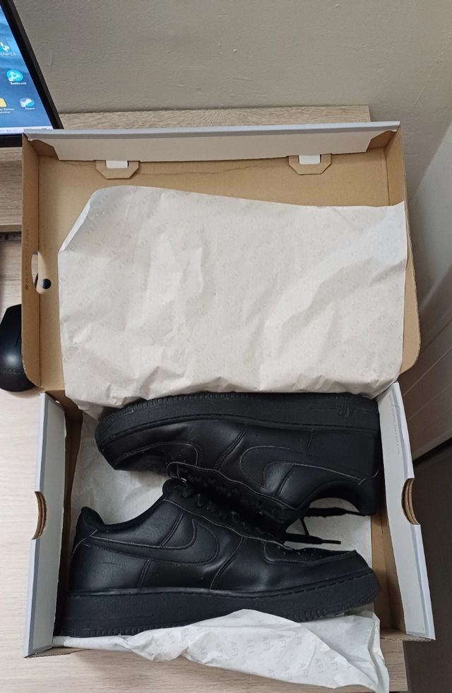 Nike Air Force 1 negras - Talla 43