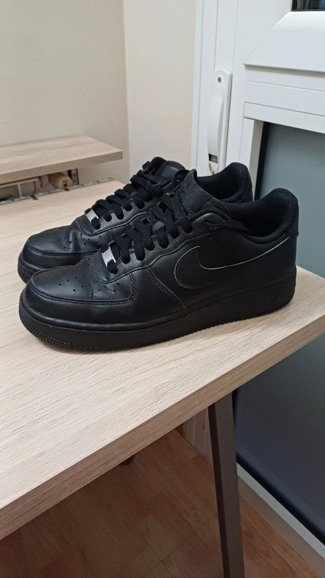 Nike Air Force 1 negras - Talla 43