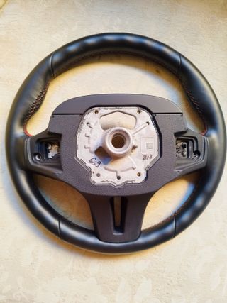 Volante BMW pelle cuciture rosse