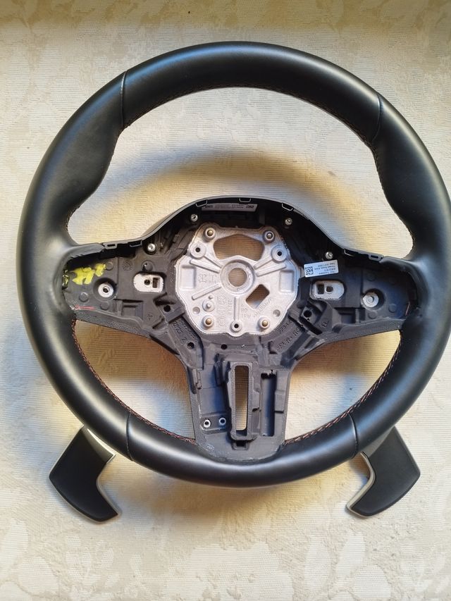 Volante BMW pelle cuciture rosse