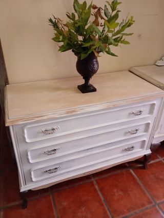 Mesitas noche blancas - Muebles antiguos