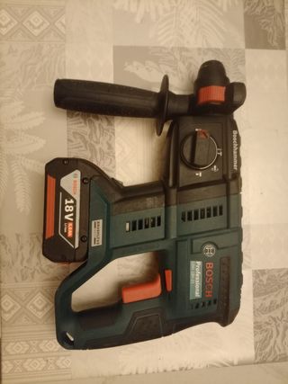 Bosch GBH 18V-21 - Percutor casi nuevo 