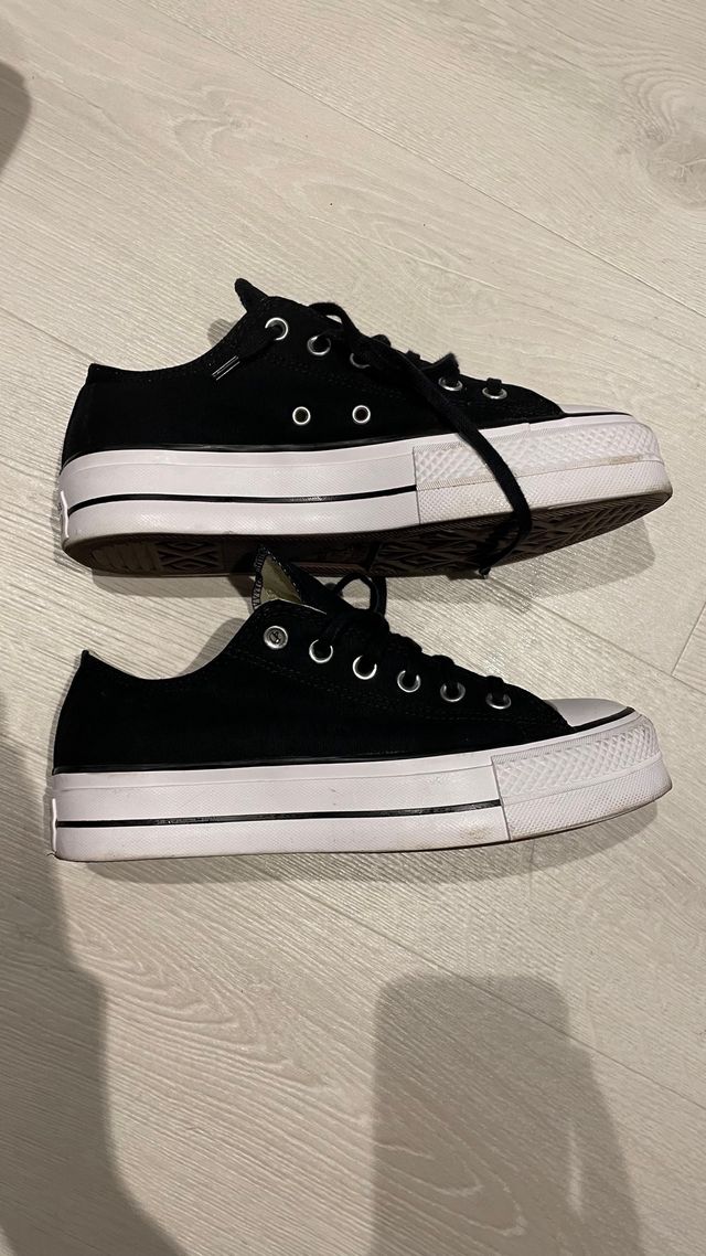 Converse negras plataforma - Talla 40
