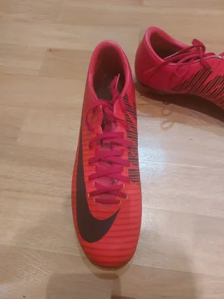 Zapatillas Nike Mercurial rojas