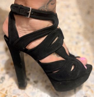 Tacones negros Zara - Taconazo ante