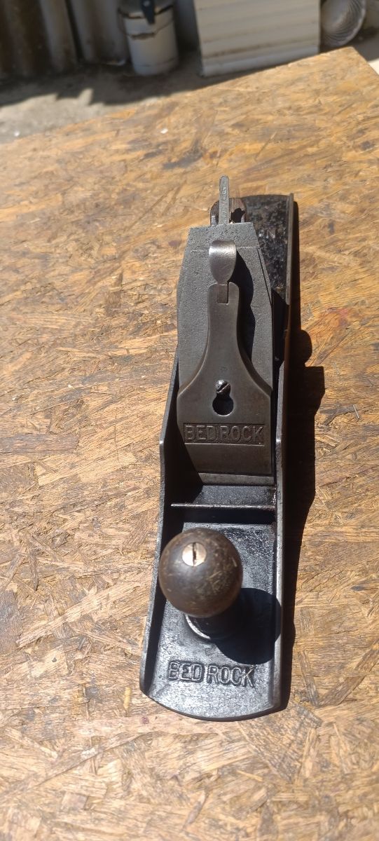 Cepillo carpintero Bedrock no606