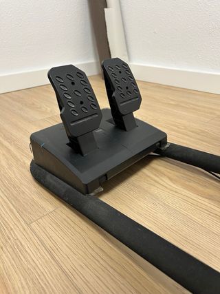 Playseat Challenge Simulador F1 y volante hori