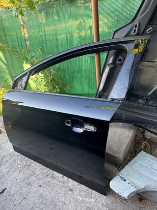 Puerta delantera izquierda Ford Mondeo MK4 2008