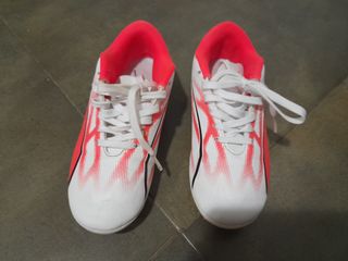 Botas fútbol Ultra 5: Principiante talla 32
