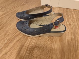 Zapatos destalonados de señora