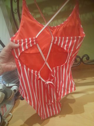 Bañador rayas rojas XS polinesia