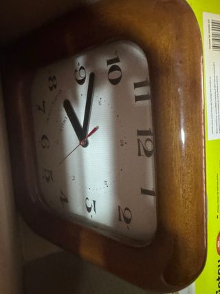 Orologio da Tavolo in Legno