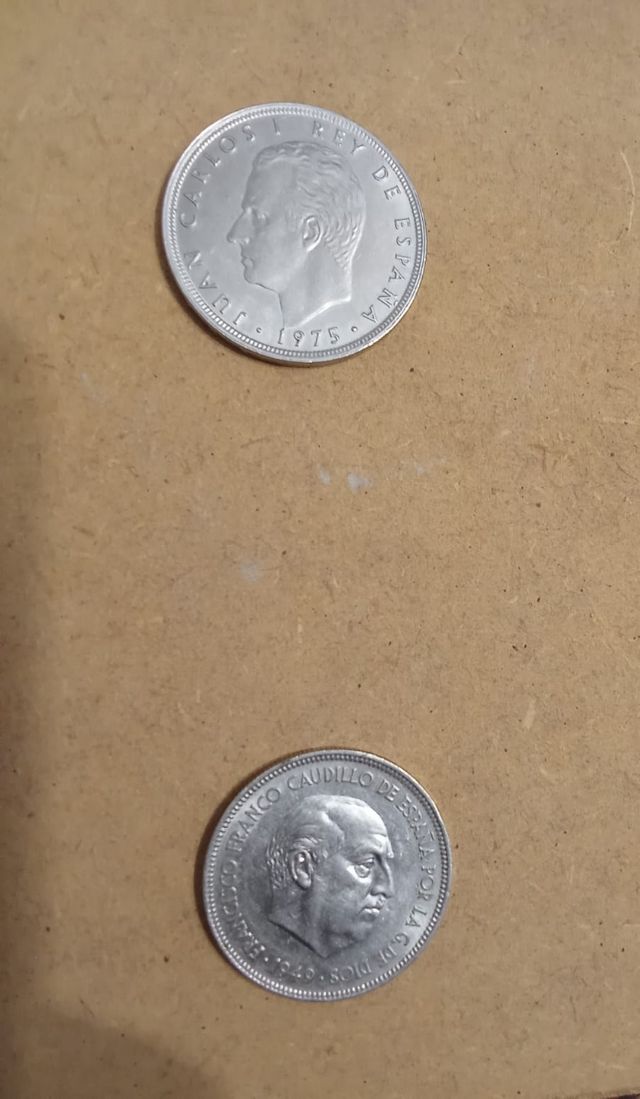 Monedas España: 5 y 100 pesetas