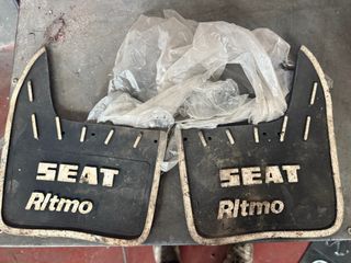 2 Faldones Seat Ritmo - usados