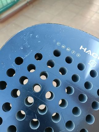 Servicio de reparación de palas de pádel.
