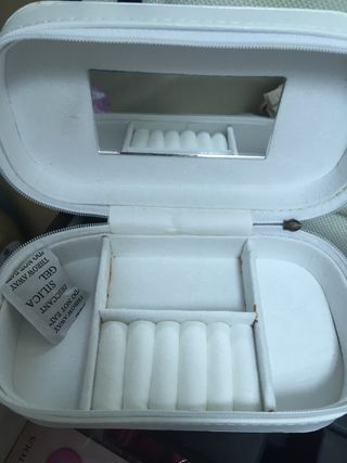 Joyero Tous blanco viaje
