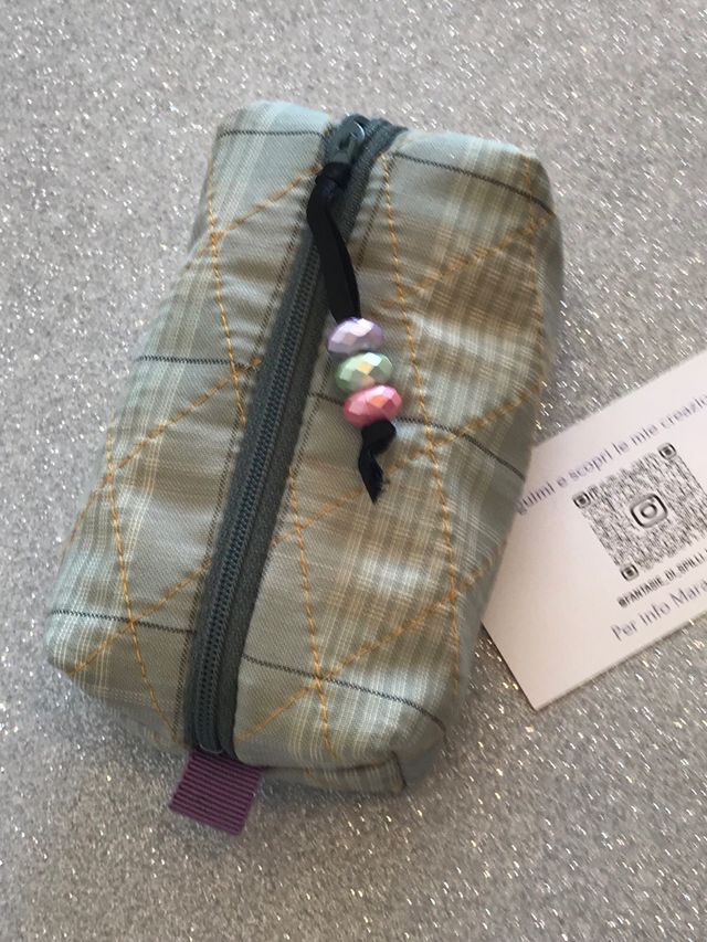 Pochette verde - Fantasie di Spilli