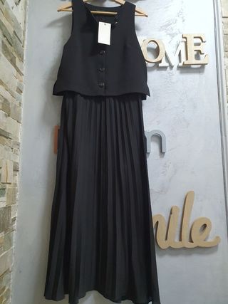 Vestido negro Zara - plisado