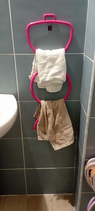 Porta asciugamani rosa 