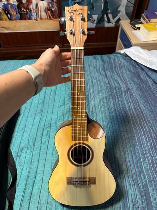 Ukelele Soprano Tricae