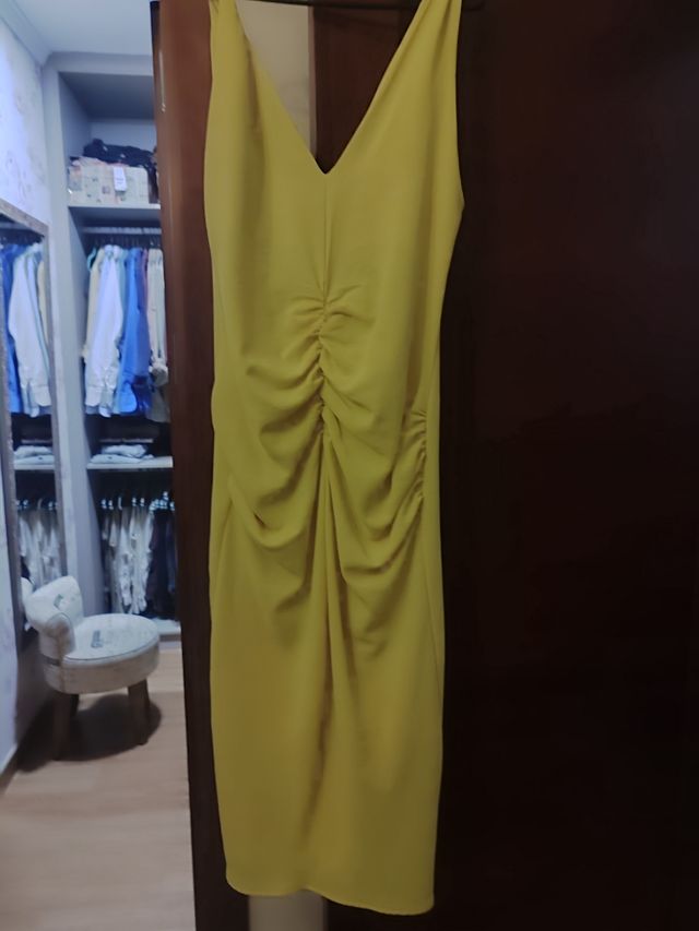 Vestido midi amarillo