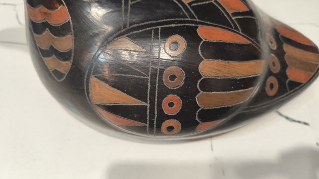 Figura Pato Barro Negro Decorativa