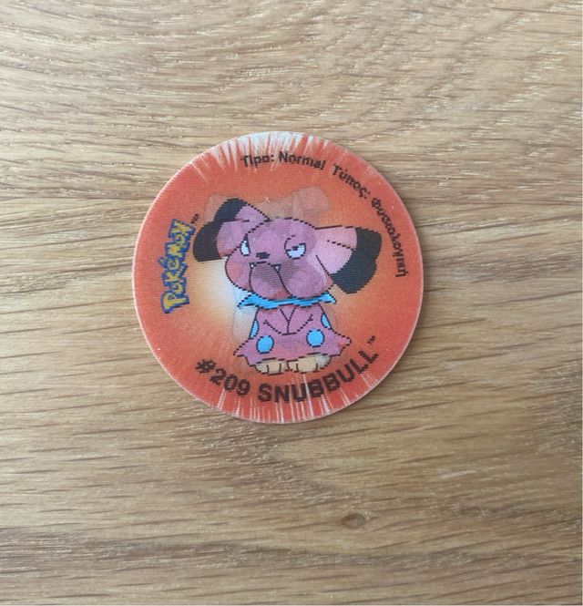 Tazo holográfico Snubbull