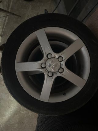 4 Ruedas Seat 205/55/16