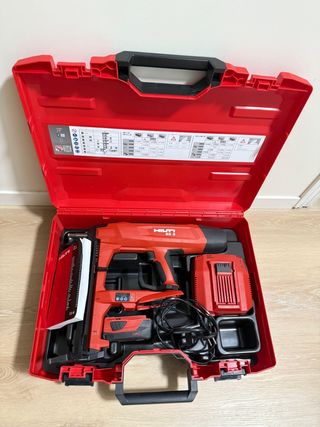 Clavadora Hilti BX 3 - Impecable