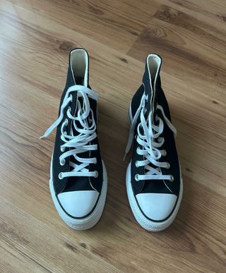 Converse negras plataforma