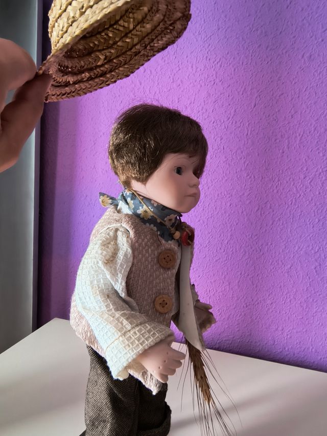 Muñeco porcelana artesano