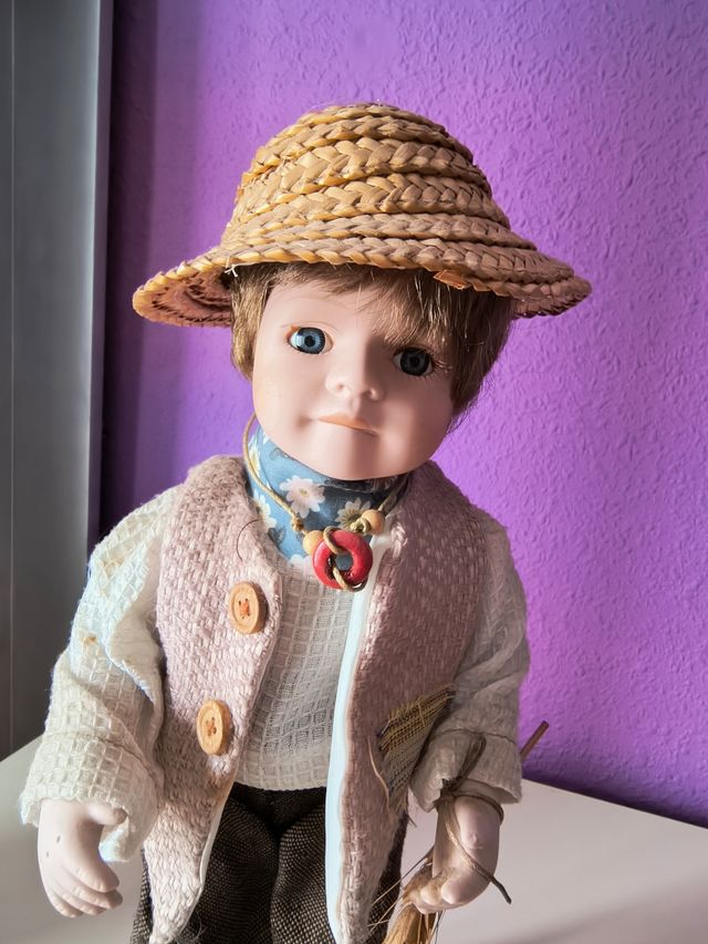 Muñeco porcelana artesano